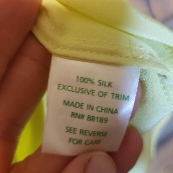 Lilly Pulitzer Havana 100% Silk Embellished Top in Kelp Green Yellow Size XS - Picture 10 of 12